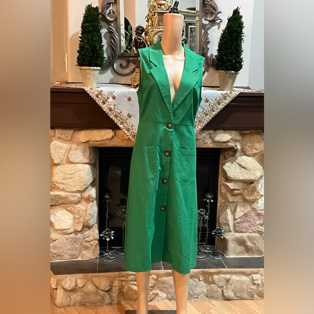 Moon River Elegant Green Sleeveless Dress large